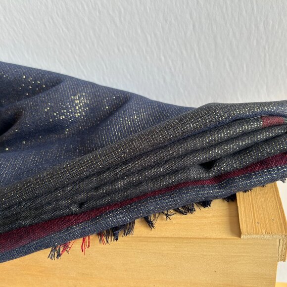 NWT Artizan Robin Barre Sparkly Plaid Scarf or Wrap, Navy With Red, Gold Sparkle - Picture 9 of 16